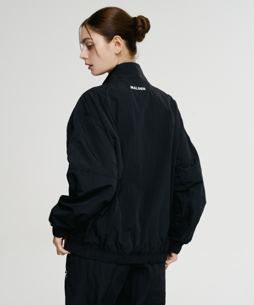 アセンティックウィンドブレーカージャケット