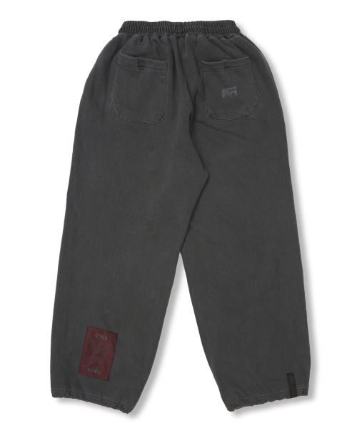 STIGMA(スティグマ)の「Applique STGM Pigment Washed Wide Jogger Pants Charcoal(スウェットパンツ・メンズ・その他・MEDIUM/LARGE/X-LARGE)」の2枚目の写真
