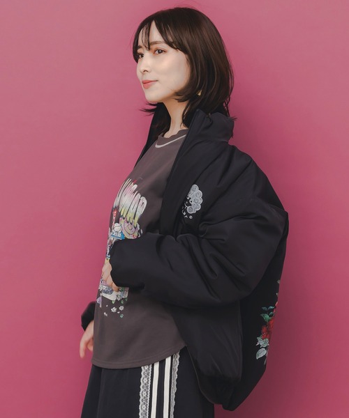 ScoLar（スカラー）の「153736：2デザイン展開シンサレート中綿ブルゾン（テーラードジャケット・レディース・グリーン/ブラック・M）」の16枚目の写真