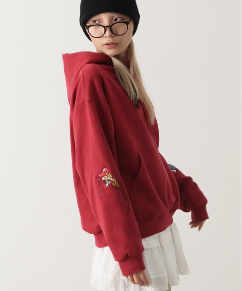 SEQUENZ（シークエンズ）の「【SEQUENZ/シークエンズ】Tom & Jerry Heart Chase Sleeve Graffiti Hoodie/トム & ジェリー ハート チェイス スリーブ グラフィック フーディー（パーカー・レディース・アッシュグレー/ネイビー/ワイン/ブラック・L/S/M）」の19枚目の写真