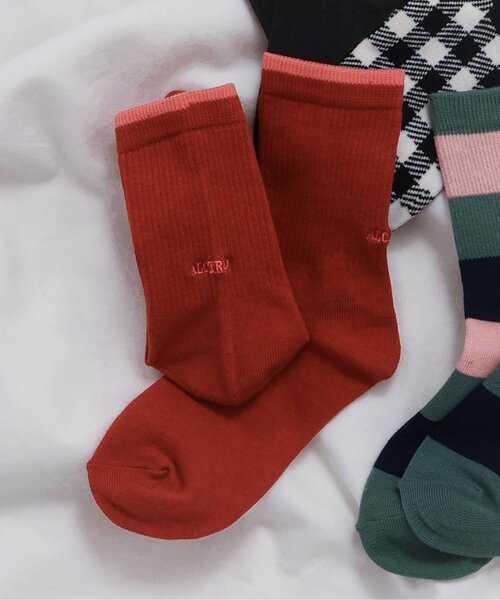 apres les cours(アプレレクール)の「4柄アソートソックス(ソックス/靴下・キッズ・レッド/ブラック/チェック/その他2・21/18/15 /12)」の2枚目の写真