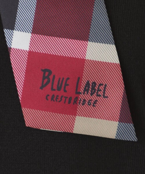 BLUE LABEL CRESTBRIDGE（ブルーレーベルクレストブリッジ）の「ウールアクリルブレンドスカーフニット（ニット/セーター・レディース・レッド系その他/オフホワイト/ブラック/ダークネイビー・38）」の15枚目の写真