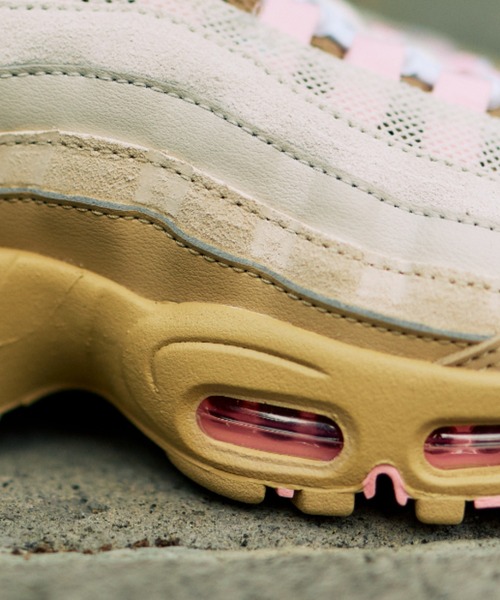 NIKE(ナイキ)の「W AIR MAX 95 IB6396-201(スニーカー・レディース・カーキ・23.5cm/24.0cm/24.5cm/25.0cm/26.0cm/25.5cm/23.0cm/22.5cm)」の6枚目の写真
