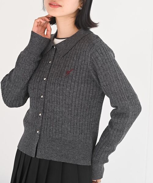 rps（アールピーエス）の「ケーブルポロニットカーディガン（カーディガン/ボレロ・レディース・グレー系その他/アイボリー/レッド・フリー）」の2枚目の写真