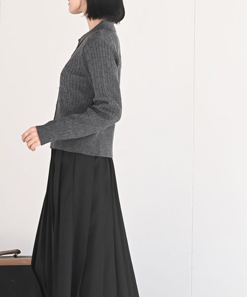 rps（アールピーエス）の「ケーブルポロニットカーディガン（カーディガン/ボレロ・レディース・グレー系その他/アイボリー/レッド・フリー）」の5枚目の写真