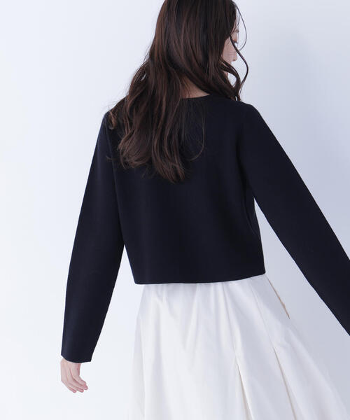NATURAL BEAUTY BASIC（ナチュラルビューティーベーシック）の「◇ハートボタンニットジャケット（カーディガン/ボレロ・レディース・ブラック/ライトグリーン/オフホワイト/グレー・FREE）」の10枚目の写真