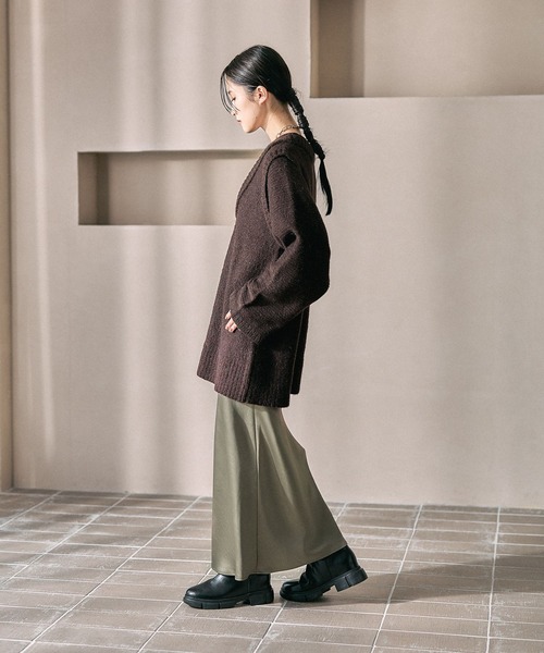 LEPSIM(レプシィム)の「5ゲージレイヤーライクロングプルオーバー 630086(ニット/セーター・レディース・チャコールグレー/イエロー系その他/ブラウン・FREE)」の18枚目の写真