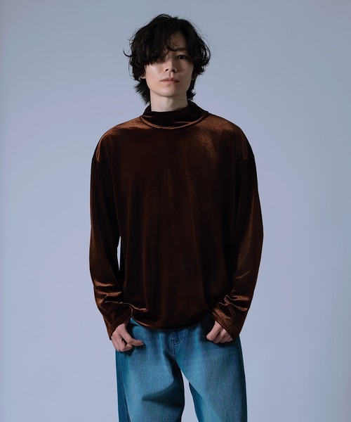 improves（インプローブス）の「【Unisex】ベロア素材 ハイネック プルオーバー（Tシャツ/カットソー・メンズ・ブラック/オフホワイト/チャコール/ダークブラウン・MEDIUM/LARGE）」の17枚目の写真