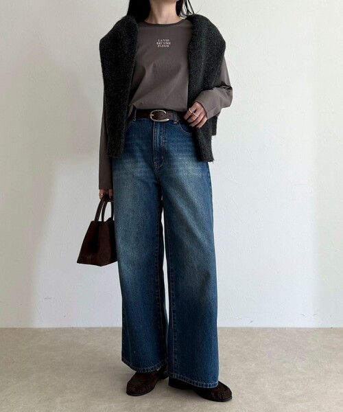 fredy emue(フレディエミュ)の「ワンポイント刺繍ロゴロンTシャツ(Tシャツ/カットソー・レディース・オフホワイト/チャコールグレー・38)」の15枚目の写真