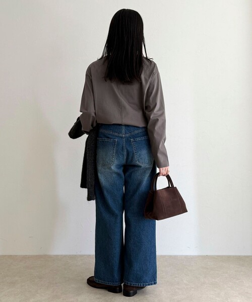 fredy emue(フレディエミュ)の「ワンポイント刺繍ロゴロンTシャツ(Tシャツ/カットソー・レディース・オフホワイト/チャコールグレー・38)」の20枚目の写真