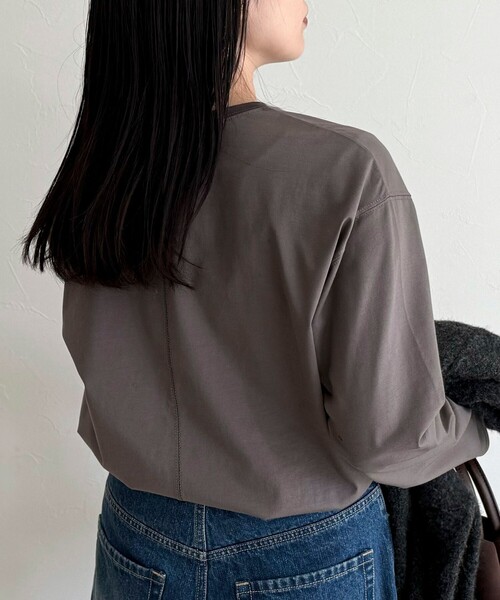 fredy emue(フレディエミュ)の「ワンポイント刺繍ロゴロンTシャツ(Tシャツ/カットソー・レディース・オフホワイト/チャコールグレー・38)」の21枚目の写真