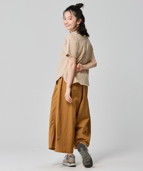 KRIFF MAYER Lady's Collection（クリフメイヤーレディースコレクション）の「配色リブ 刺繍ワッペン 細ボーダーTシャツ / ロンT / ワンポイント / コットン100%（Tシャツ/カットソー・レディース・ナチュラル/ネイビー/ベージュ/ライトグリーン・LARGE/MEDIUM）」の10枚目の写真