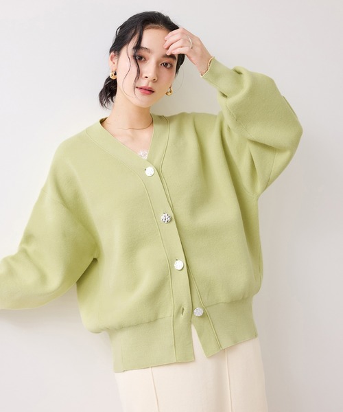 VIS(ビス)の「釦アクセントコクーンカーディガン(カーディガン/ボレロ・レディース・ライトグレー/オフホワイト/ライトグリーン・FREE)」の17枚目の写真