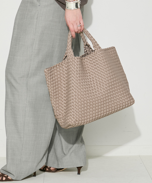 journal standard L'essage（ジャーナルスタンダードレサージュ）の「《追加》【NAGHEDI/ナゲディ】ST BARTHS MEDIUM TOTE：トートバッグ（トートバッグ・レディース・ブラウン/ベージュ・FREE）」の6枚目の写真