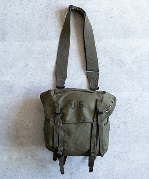 ８(eight)（エイト）の「M1961 コンバットバッグ（ショルダーバッグ・メンズ・オリーブ・FREE）」の3枚目の写真