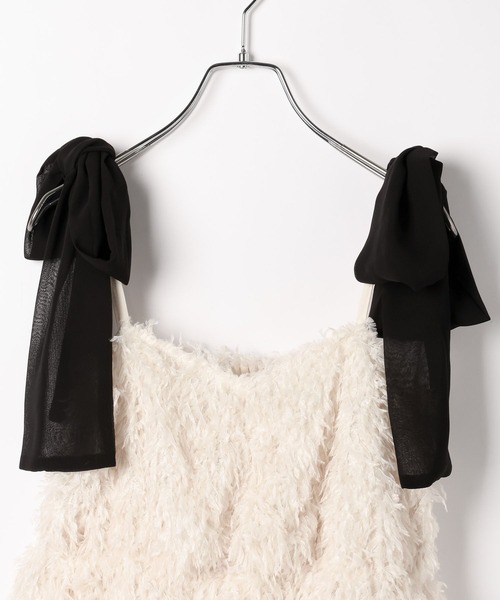 Heather(ヘザー)の「シャギーペプラムキャミ 647240(キャミソール・レディース・グレー/ブラック/アイボリー・FREE)」の17枚目の写真