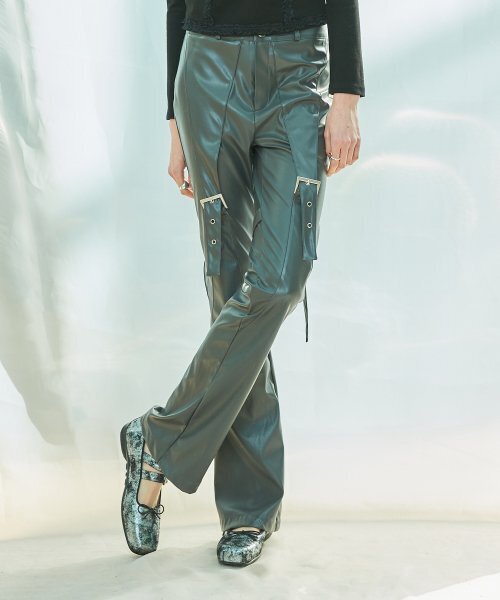 LARTIGENT(ラーティゼン)の「L9 BUCKLE BOOTCUT PANTS(CHARCOAL)(その他パンツ・レディース・その他・M/S)」の4枚目の写真