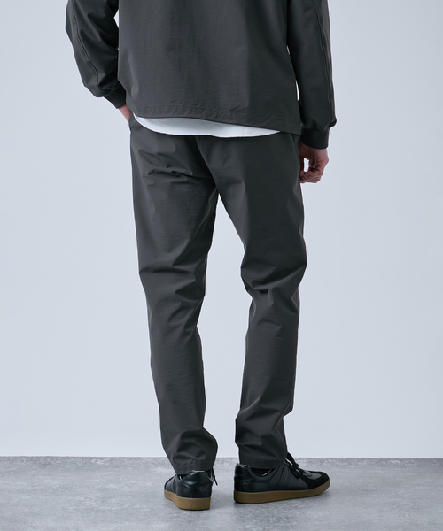 B.C STOCK(ベーセーストック)の「C.H.G プルオンスリムパンツ(スラックス・メンズ・チャコールグレー/ブラック・LARGE/MEDIUM)」の11枚目の写真