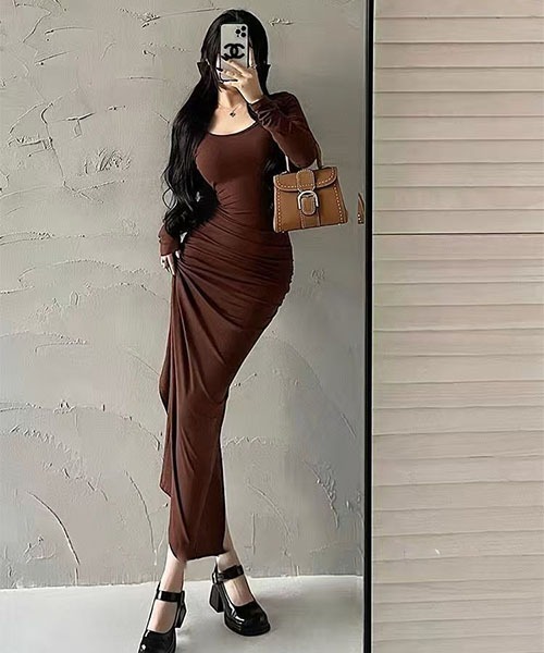 gossip！ロサンゼルス（ゴシップロサンゼルス）の「ドレープデザイン 美シルエットワンピース（ワンピース・レディース・ブラック/グレー・M）」の13枚目の写真