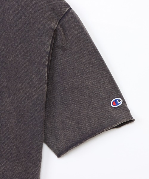 Champion(チャンピオン)の「【Champion/チャンピオン】レディース ショートスリーブクルーネックスウェットシャツ(スウェット・レディース・ブラック系その他/ダークブラウン/ネイビー系1・LARGE/MEDIUM)」の15枚目の写真