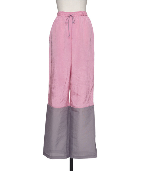 muller of yoshiokubo(ミュラーオブヨシオクボ)の「muller of yoshiokubo ミュラーオブヨシオクボ / WRINKLES PANELED PANTS リンクルパネルイージーワイドパンツ / MLS26407(その他パンツ・レディース・モスグリーン/ピンク/グリーン・36/38)」の3枚目の写真