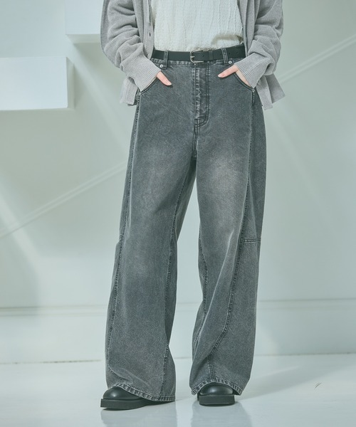 LAKOLE（ラコレ）の「コクーンデニムパンツ / 642759（デニムパンツ・レディース・インディゴブルー/ブラック/ライトブルー・MEDIUM/LARGE）」の2枚目の写真