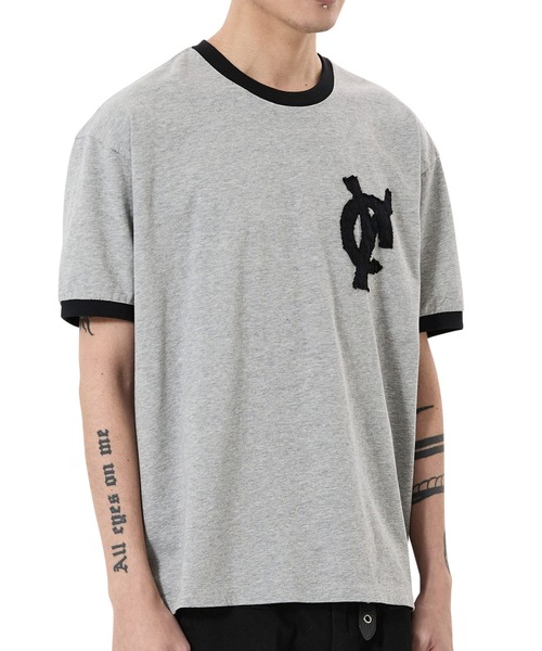 OY(オーワイ)の「『OY/オーワイ』LOGO PATCH RINGER TEE/ロゴパッチリンガーTシャツ(Tシャツ/カットソー・メンズ・ネイビー/グレー/ブラック・L/M/S)」の7枚目の写真
