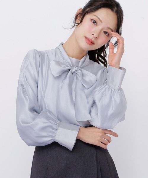 JILL by JILL STUART(ジルバイジルスチュアート)の「袖タックシアーボウタイブラウス(シャツ/ブラウス・レディース・ホワイト/ピンク/ブルー・FREE)」の11枚目の写真