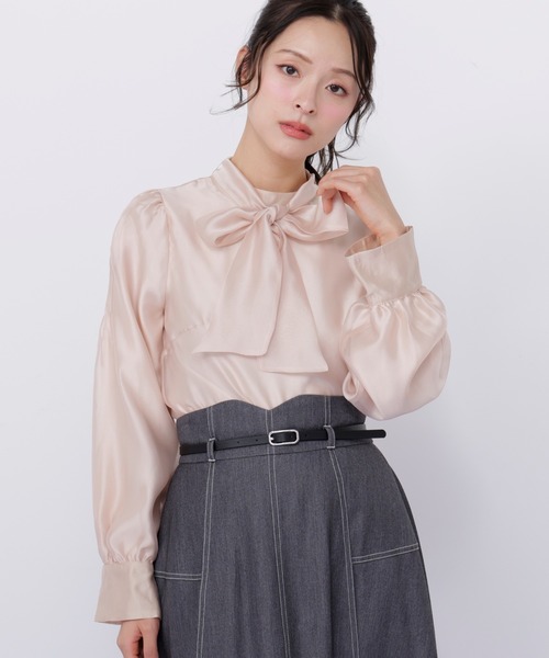 JILL by JILL STUART(ジルバイジルスチュアート)の「袖タックシアーボウタイブラウス(シャツ/ブラウス・レディース・ホワイト/ピンク/ブルー・FREE)」の5枚目の写真