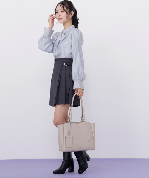 JILL by JILL STUART(ジルバイジルスチュアート)の「袖タックシアーボウタイブラウス(シャツ/ブラウス・レディース・ホワイト/ピンク/ブルー・FREE)」の21枚目の写真
