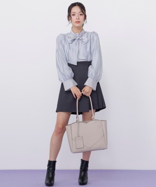 JILL by JILL STUART(ジルバイジルスチュアート)の「袖タックシアーボウタイブラウス(シャツ/ブラウス・レディース・ホワイト/ピンク/ブルー・FREE)」の20枚目の写真
