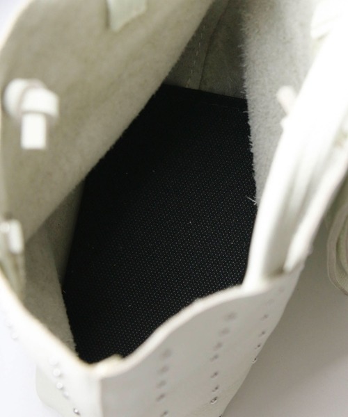 Gready Brilliant（グレディブリリアン）の「スタッズミニレザートート（トートバッグ・レディース・ブラック/アイボリー・FREE）」の10枚目の写真