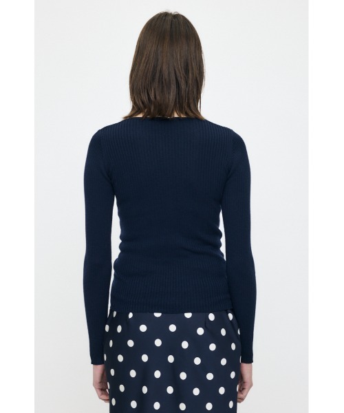 MOUSSY(マウジー)の「【26年SS新作】CALM TOUCH HENRY NECK トップス(ニット/セーター・レディース・ライトピンク/オフホワイト/杢グレー/ダークネイビー・FREE)」の11枚目の写真