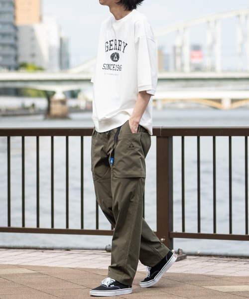 JOHN'S CLOSET(ジョンズクローゼット)の「【ag】〔GERRY/ジェリー〕冷感天竺 カレッジロゴ スウェットTシャツ UVカット/ストレッチ(Tシャツ/カットソー・メンズ・ブラック/アイボリー/チャコールグレー/グレー・LARGE/MEDIUM)」の17枚目の写真