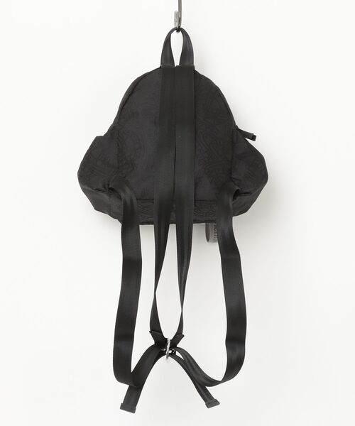 Vivienne Westwood(ヴィヴィアンウエストウッド)の「TANGLED ORB JACQUARD RUCKSACK S(バックパック/リュック・レディース・ブラック・FREE)」の2枚目の写真