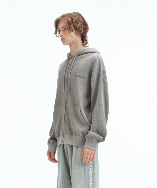 Rest&Recreation（レストアンドレクリエーション）の「STITCH WAFFLE HOOD ZIP-UP - GREY（パーカー・メンズ・その他・ONE）」の4枚目の写真