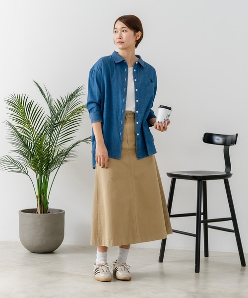 U.S. POLO ASSN.（ユーエスポロアッスン）の「【U.S. POLO ASSN./ユーエスポロアッスン】【サラッと軽い4.5ozデニム】7分袖シャツ ワンポイントロゴ刺繍 薄手・高通気 春夏クリーンカジュアル（シャツ/ブラウス・レディース・インディゴブルー/ブルー・LARGE/MEDIUM）」の4枚目の写真