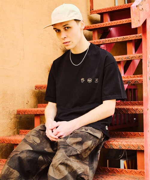 BEAMS T（ビームスティー）の「Rainbow Disco Club × TRIBE WEAR / Short Sleeve T-Shirt②（Tシャツ/カットソー・メンズ・ブラック・XL/L/M/S）」の13枚目の写真