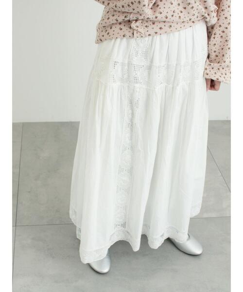 Samansa Mos2(サマンサ モスモス)の「ローズ柄レースギャザースカート(スカート・レディース・オフホワイト/ピンク/ブラック・F)」の6枚目の写真