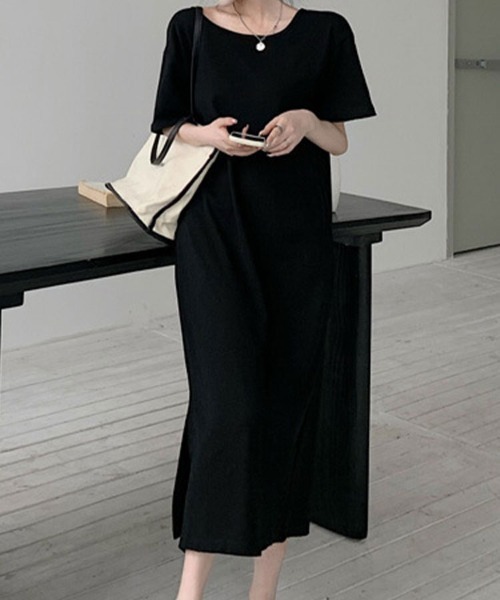 SallyLunn(サリーラン)の「バックオープン チェーンデザイン ロングワンピース(ワンピース・レディース・ベージュ/ブラック・LARGE/MEDIUM)」の20枚目の写真