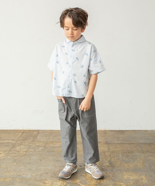 BRANSHES(ブランシェス)の「【おそろい】花刺しゅう半袖シャツ(シャツ/ブラウス・キッズ・オフホワイト/ブルー・140/150/110/100/120/130/80/90)」の8枚目の写真