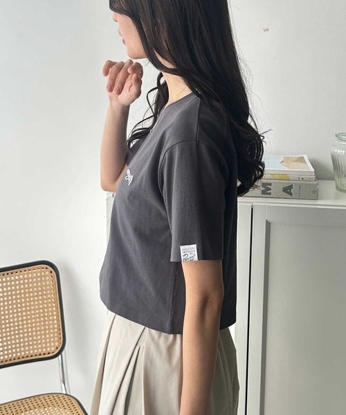 PENNEYS(ぺニーズ)の「GeeRA別注【PENNEYS】綿100%接触冷感ショートTシャツ ペニーズ キツネ/ペニーズ フォックス/THE FOX(Tシャツ/カットソー・レディース・ブラック/オフホワイト/ホワイト系その他/チャコール・MEDIUM/LARGE/X-LARGE)」の14枚目の写真