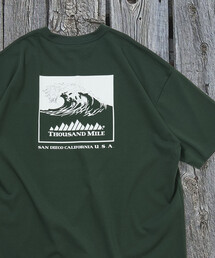 限定展開 THOUSAND MILE×FREAK'S STORE サウザンドマイル 別注 バックプリント ウェーブロゴ Tシャツ 抗菌防臭 吸水速乾