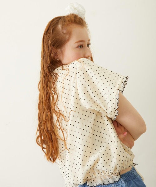 MILKFED.（ミルクフェド）の「SHEER SCALLOP SHIRT（シャツ/ブラウス・レディース・オフホワイト/ブラック/ライトピンク・ONE SIZE）」の9枚目の写真