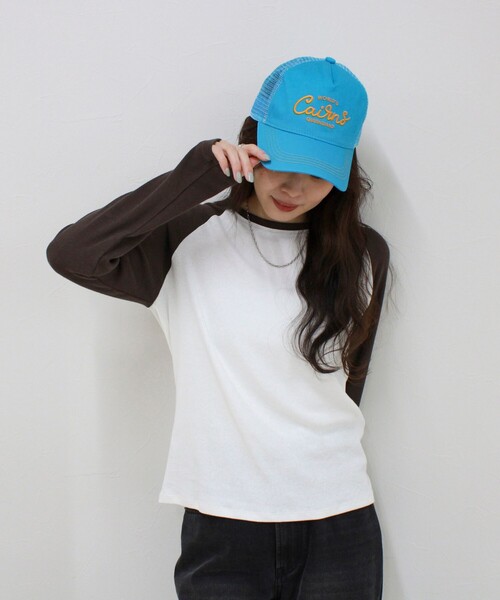 fredy emue（フレディエミュ）の「【CASSELINI/キャセリーニ】刺しゅうメッシュキャップ（キャップ・レディース・ブラウン/アイボリー/ライトブルー・FREE）」の7枚目の写真