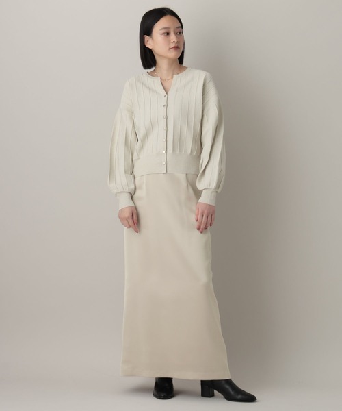 A part by（アパートバイ）の「サテンセミフレアスカート（スカート・レディース・ベージュ系その他/アイボリー/ブラック・MEDIUM/SMALL）」の4枚目の写真