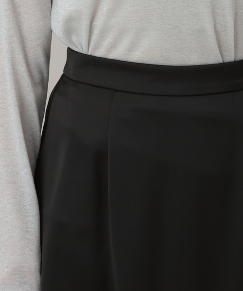 A part by（アパートバイ）の「サテンセミフレアスカート（スカート・レディース・ベージュ系その他/アイボリー/ブラック・MEDIUM/SMALL）」の22枚目の写真