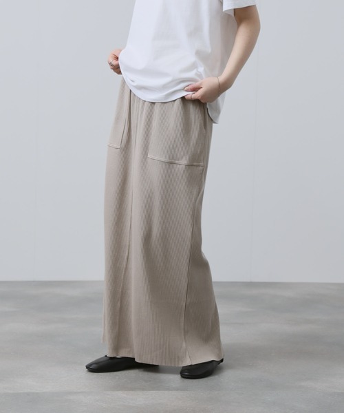 NAVY(ネイビー)の「【NAVY/ ネイビー】針抜き テレコ Iラインスカート(スカート・レディース・ブラック/ベージュ/チャコール・L/M)」の3枚目の写真