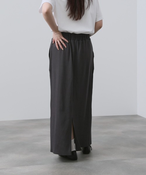 NAVY(ネイビー)の「【NAVY/ ネイビー】針抜き テレコ Iラインスカート(スカート・レディース・ブラック/ベージュ/チャコール・L/M)」の6枚目の写真