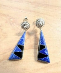 Donnaruma（ドンナルンマ）の「「Lapis note」ブルートライアングル・コンチョピアス（ピアス（両耳用））」